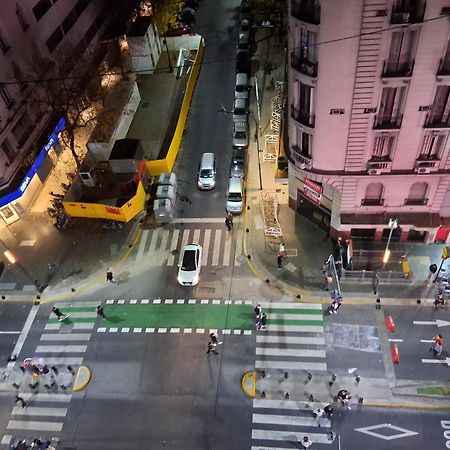 Апартаменты 4 Ventanales Sobre La Avenida Corrientes Буэнос-Айрес Экстерьер фото